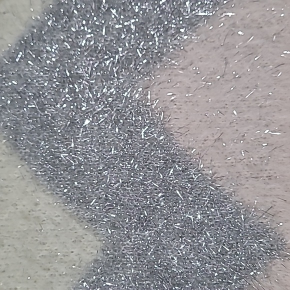 Rue21 Cream, Pink & Silver Chevron Print Eyelash Sweater Size Large - Picture 5 of 7